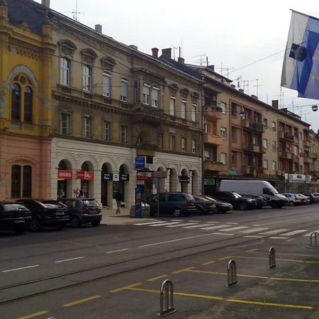 Apartment Downtown Osijek Zewnętrze zdjęcie